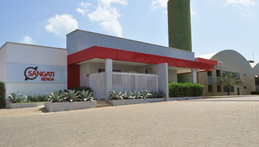Imagem sobre Na Sangati Berga S.A., a inovação é nossa marca registrada. Com uma linha completa de equipamentos tecnologicamente avançados, lideramos os setores de moagem de trigo, milho, e na produção de alimentos pulverulentos e rações.